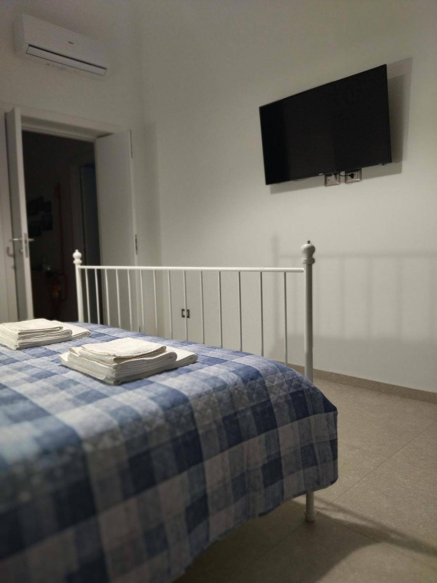 Putignani 210 Apartment Bari Luaran gambar